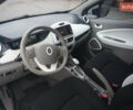 Белый Рено Зое, объемом двигателя 0 л и пробегом 102 тыс. км за 6777 $, фото 24 на Automoto.ua