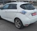 Белый Рено Зое, объемом двигателя 0 л и пробегом 95 тыс. км за 6900 $, фото 2 на Automoto.ua