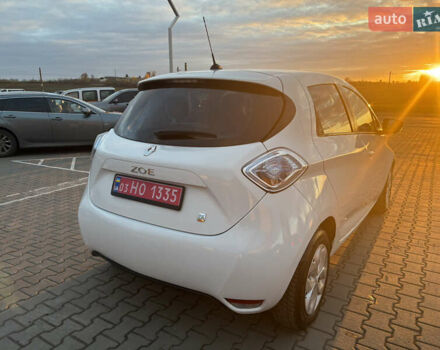 Белый Рено Зое, объемом двигателя 0 л и пробегом 94 тыс. км за 6200 $, фото 6 на Automoto.ua