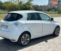 Белый Рено Зое, объемом двигателя 0 л и пробегом 70 тыс. км за 8600 $, фото 5 на Automoto.ua