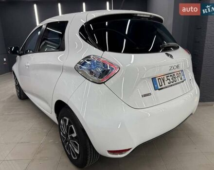 Белый Рено Зое, объемом двигателя 0 л и пробегом 89 тыс. км за 6700 $, фото 8 на Automoto.ua
