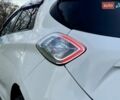 Белый Рено Зое, объемом двигателя 0 л и пробегом 147 тыс. км за 5999 $, фото 3 на Automoto.ua