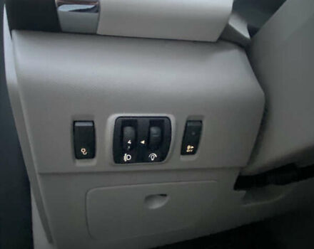 Белый Рено Зое, объемом двигателя 0 л и пробегом 159 тыс. км за 7550 $, фото 14 на Automoto.ua