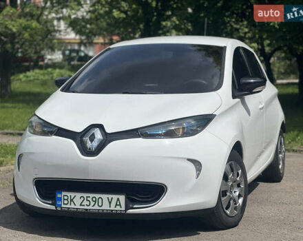 Білий Рено Зое, об'ємом двигуна 0 л та пробігом 82 тис. км за 7650 $, фото 2 на Automoto.ua