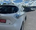 Белый Рено Зое, объемом двигателя 0 л и пробегом 180 тыс. км за 6899 $, фото 6 на Automoto.ua