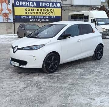 Білий Рено Зое, об'ємом двигуна 0 л та пробігом 270 тис. км за 5700 $, фото 7 на Automoto.ua