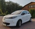 Белый Рено Зое, объемом двигателя 0 л и пробегом 100 тыс. км за 11999 $, фото 1 на Automoto.ua