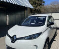 Белый Рено Зое, объемом двигателя 0 л и пробегом 103 тыс. км за 6400 $, фото 1 на Automoto.ua