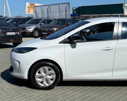 Белый Рено Зое, объемом двигателя 0 л и пробегом 91 тыс. км за 6480 $, фото 2 на Automoto.ua