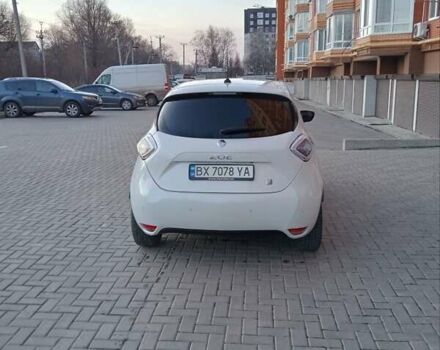 Білий Рено Зое, об'ємом двигуна 0 л та пробігом 125 тис. км за 7200 $, фото 6 на Automoto.ua