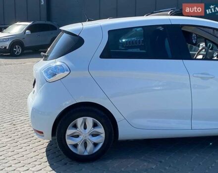 Білий Рено Зое, об'ємом двигуна 0 л та пробігом 91 тис. км за 6940 $, фото 8 на Automoto.ua