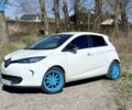Белый Рено Зое, объемом двигателя 0 л и пробегом 145 тыс. км за 4999 $, фото 1 на Automoto.ua