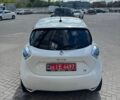 Белый Рено Зое, объемом двигателя 0 л и пробегом 180 тыс. км за 6899 $, фото 7 на Automoto.ua