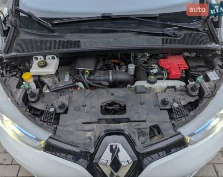 Білий Рено Зое, об'ємом двигуна 0 л та пробігом 85 тис. км за 6995 $, фото 21 на Automoto.ua