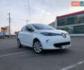 Белый Рено Зое, объемом двигателя 0 л и пробегом 87 тыс. км за 7299 $, фото 3 на Automoto.ua