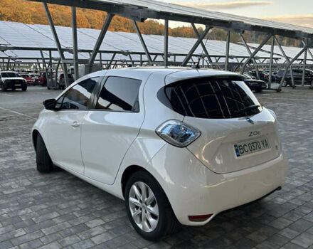 Білий Рено Зое, об'ємом двигуна 0 л та пробігом 97 тис. км за 7990 $, фото 4 на Automoto.ua