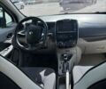 Белый Рено Зое, объемом двигателя 0 л и пробегом 180 тыс. км за 6899 $, фото 19 на Automoto.ua