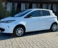 Белый Рено Зое, объемом двигателя 0 л и пробегом 98 тыс. км за 5250 $, фото 2 на Automoto.ua