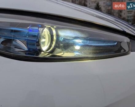 Білий Рено Зое, об'ємом двигуна 0 л та пробігом 85 тис. км за 6995 $, фото 3 на Automoto.ua