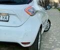 Белый Рено Зое, объемом двигателя 0 л и пробегом 147 тыс. км за 5999 $, фото 13 на Automoto.ua