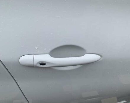 Білий Рено Зое, об'ємом двигуна 0 л та пробігом 68 тис. км за 5800 $, фото 12 на Automoto.ua