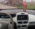 Белый Рено Зое, объемом двигателя 0 л и пробегом 192 тыс. км за 6300 $, фото 1 на Automoto.ua