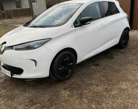 Белый Рено Зое, объемом двигателя 0 л и пробегом 300 тыс. км за 5000 $, фото 2 на Automoto.ua