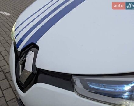 Білий Рено Зое, об'ємом двигуна 0 л та пробігом 85 тис. км за 6995 $, фото 8 на Automoto.ua