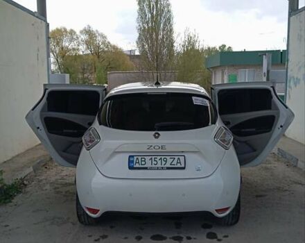 Білий Рено Зое, об'ємом двигуна 0 л та пробігом 143 тис. км за 6700 $, фото 8 на Automoto.ua