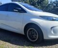 Белый Рено Зое, объемом двигателя 0 л и пробегом 123 тыс. км за 5900 $, фото 1 на Automoto.ua