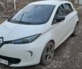 Белый Рено Зое, объемом двигателя 0 л и пробегом 152 тыс. км за 6800 $, фото 4 на Automoto.ua
