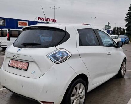 Білий Рено Зое, об'ємом двигуна 0 л та пробігом 117 тис. км за 6750 $, фото 4 на Automoto.ua