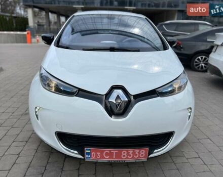 Белый Рено Зое, объемом двигателя 0 л и пробегом 26 тыс. км за 7000 $, фото 9 на Automoto.ua