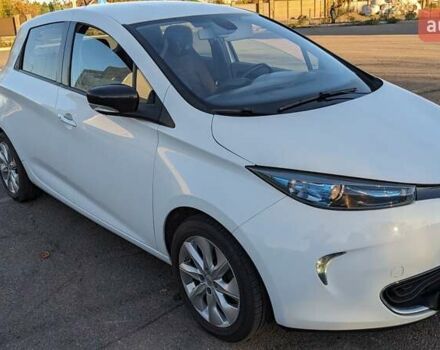 Белый Рено Зое, объемом двигателя 0 л и пробегом 62 тыс. км за 7350 $, фото 3 на Automoto.ua