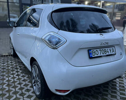 Белый Рено Зое, объемом двигателя 0 л и пробегом 159 тыс. км за 7600 $, фото 6 на Automoto.ua