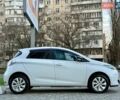 Белый Рено Зое, объемом двигателя 0 л и пробегом 147 тыс. км за 5999 $, фото 6 на Automoto.ua