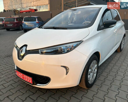 Белый Рено Зое, объемом двигателя 0 л и пробегом 94 тыс. км за 6200 $, фото 3 на Automoto.ua