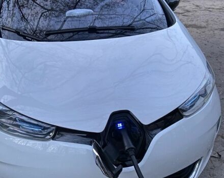 Белый Рено Зое, объемом двигателя 0 л и пробегом 159 тыс. км за 7550 $, фото 2 на Automoto.ua