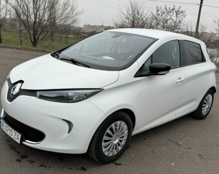 Белый Рено Зое, объемом двигателя 0 л и пробегом 110 тыс. км за 5800 $, фото 8 на Automoto.ua