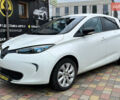 Белый Рено Зое, объемом двигателя 0 л и пробегом 97 тыс. км за 7600 $, фото 2 на Automoto.ua