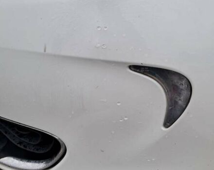 Білий Рено Зое, об'ємом двигуна 0 л та пробігом 117 тис. км за 6750 $, фото 9 на Automoto.ua