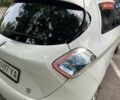 Белый Рено Зое, объемом двигателя 0 л и пробегом 132 тыс. км за 5950 $, фото 2 на Automoto.ua