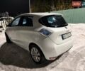 Белый Рено Зое, объемом двигателя 0 л и пробегом 117 тыс. км за 7350 $, фото 3 на Automoto.ua