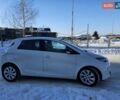 Белый Рено Зое, объемом двигателя 0 л и пробегом 99 тыс. км за 6800 $, фото 15 на Automoto.ua