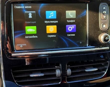 Белый Рено Зое, объемом двигателя 65 л и пробегом 110 тыс. км за 6200 $, фото 7 на Automoto.ua