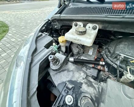 Белый Рено Зое, объемом двигателя 0 л и пробегом 147 тыс. км за 5999 $, фото 65 на Automoto.ua