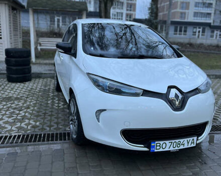 Белый Рено Зое, объемом двигателя 0 л и пробегом 159 тыс. км за 7600 $, фото 2 на Automoto.ua