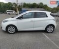 Белый Рено Зое, объемом двигателя 0 л и пробегом 110 тыс. км за 6350 $, фото 13 на Automoto.ua
