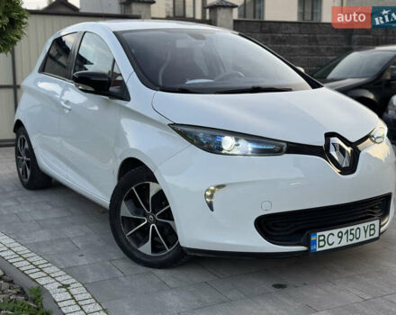Білий Рено Зое, об'ємом двигуна 0 л та пробігом 129 тис. км за 6499 $, фото 4 на Automoto.ua