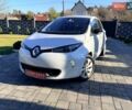 Белый Рено Зое, объемом двигателя 0 л и пробегом 106 тыс. км за 6250 $, фото 25 на Automoto.ua